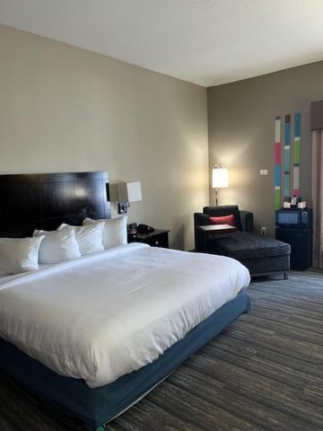 Comfort Inn & Suites Toledo Exteriör bild