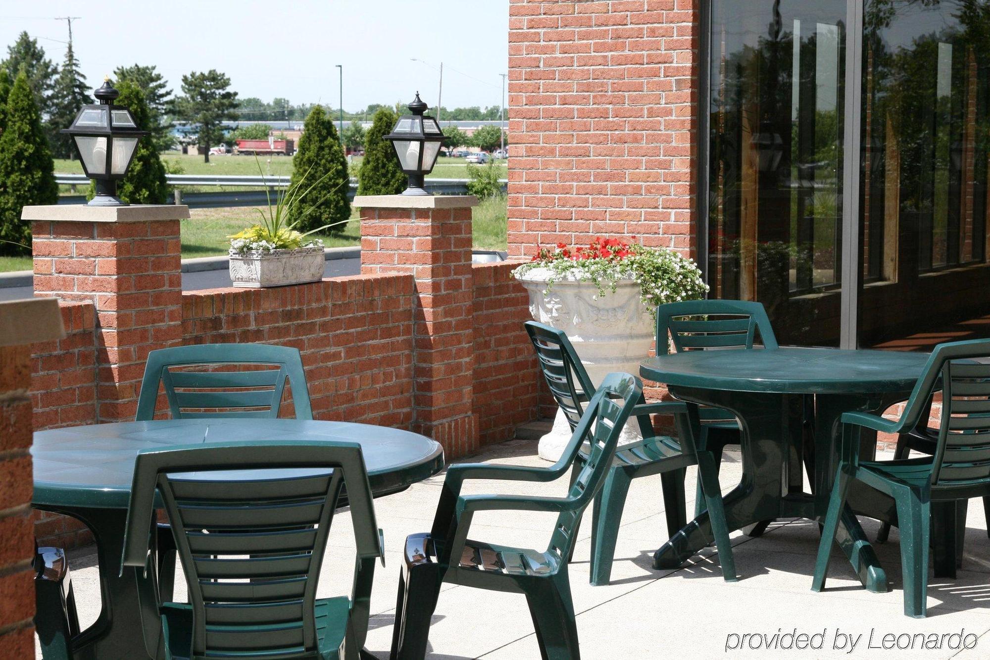 Comfort Inn & Suites Toledo Exteriör bild