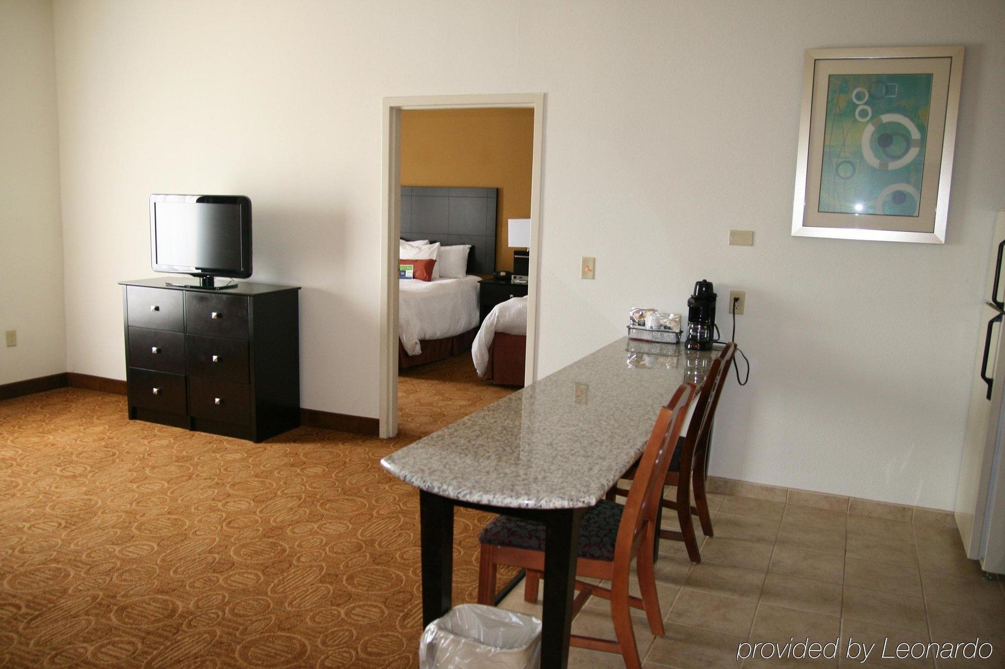 Comfort Inn & Suites Toledo Rum bild