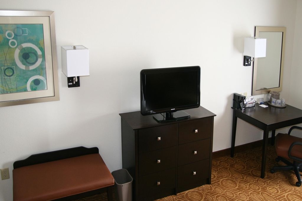 Comfort Inn & Suites Toledo Rum bild