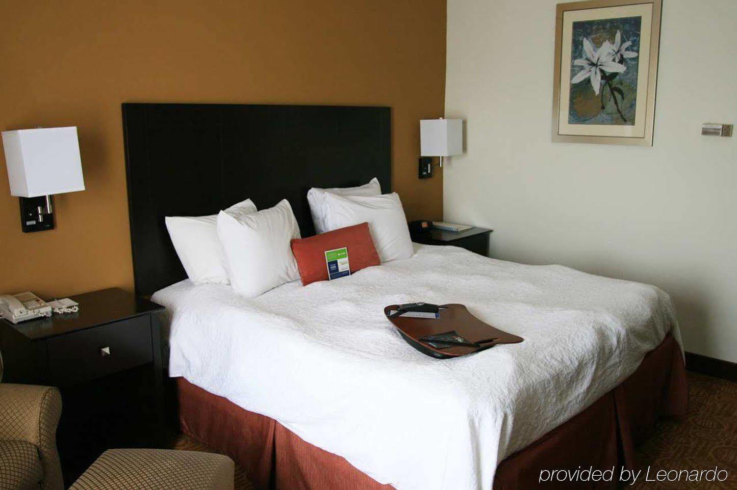 Comfort Inn & Suites Toledo Exteriör bild